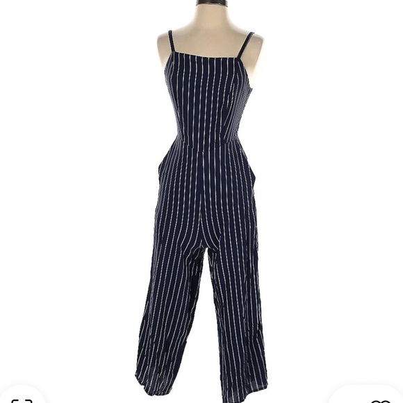 Old Navy Blue Striped Jumpsuit with Pockets - Picture 10 of 10